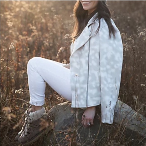 Haute Hippie Tribe Printed Tie-Dye Jacket Mint Green White Soft Asymmetrical Zip - Picture 1 of 16